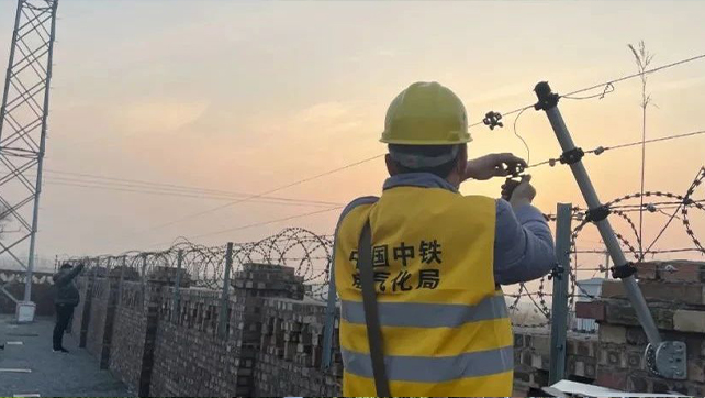 河北鐵路50多個變電站解鎖多種安裝方式！