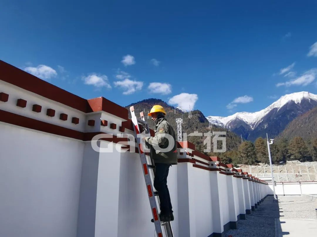在海拔3700米高原裝電子圍欄是什么體驗？ 打卡西藏第一條電氣化鐵路(圖5)