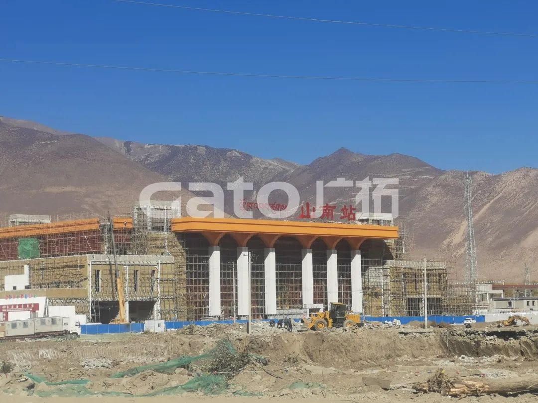 在海拔3700米高原裝電子圍欄是什么體驗？ 打卡西藏第一條電氣化鐵路(圖15)
